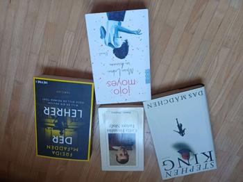 Bücher und DVD Serie