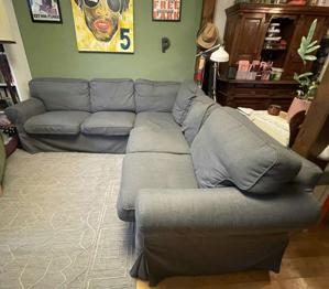 Ektorp Sofa/ Couch sucht neues Zuhause - Gratis