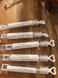 (reserviert) Herz-Seifenblasen mit Aufkleber für Hochzeit 38 Stk.