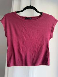 Hübsches Kurzes T-Shirt, Dunkel Violett, Größe 42/ M, 40/ M