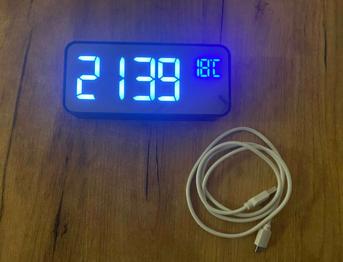 Wecker mit Temperaturanzeige und Akku