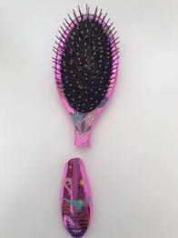 Disney Bürste - müsste geklebt werden