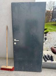 Nebeneingangstüre inkl. Zarge