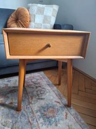 (reserviert) Beistelltisch