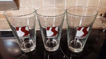 3 Kaffeegläser zu verschenken