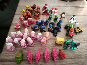 Ü Eier Figuren Paw Patrol und Peppa Wutz