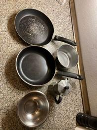 (reserviert) Pfannen und Bialleti