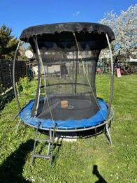 Trampolin (BITTE ANRUFEN)