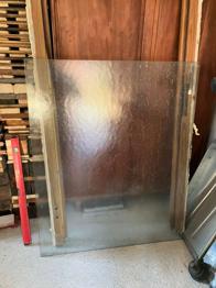 Glasscheibe strukturiert