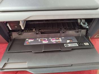 HP Deskjet 1000 J 110 Tintenstrahldrucker