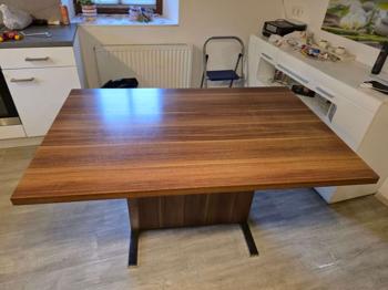 Esstisch zu verschenken