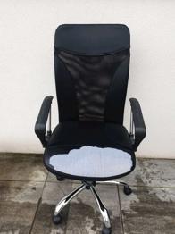 Bürostuhl / Schreibtischstuhl zu verschenken!