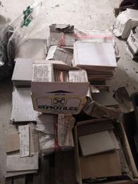 Alte unterschiedliche Fliesen