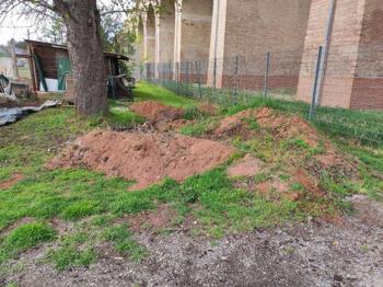 Verschenke alten Tennis Sand