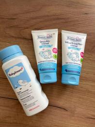 (reserviert) Ungeöffnete Babyprodukte