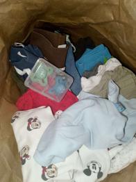 Babykleidung für Neugeborene