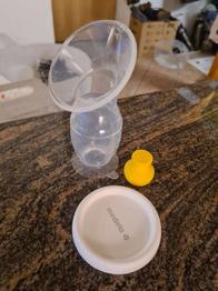 Silikon Auffangbehälter für Muttermilch Medela