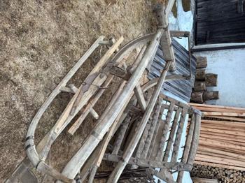 alte Schlittten - alte Bauern Pflüge - alte Feld Eggen Lunz am See