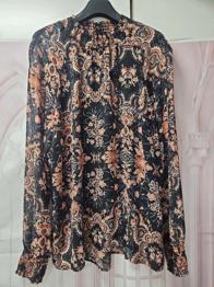 Bluse Gr 42 (B)