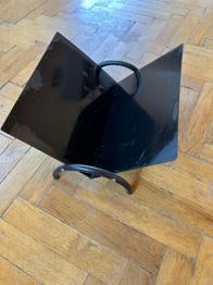 (reserviert) Zeitungsständer