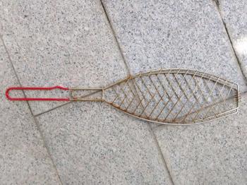 Fischgrillzange