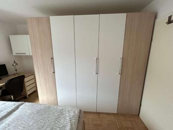 (reserviert) Großer Kasten zu verschenken