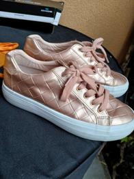 Turnschuhe rosegold Gr. 38