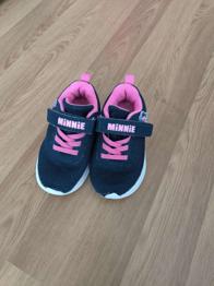 Mädchen Turnschuhe von Primark Größe 23