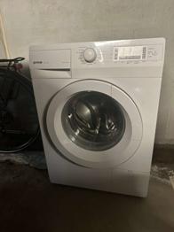 Defekte Waschmaschine zu verschenken!