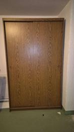 Schränke, Schreibtisch, Tische ausziehbar, Luster