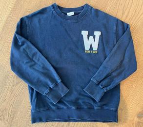 ZARA Sweatshirt blau NEW YORK Gr 122 Junge