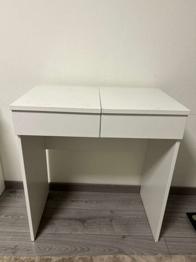Brimnes Ikea Schmintisch, zu verschenken