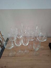 Diverse Weingläser / Sektgläser