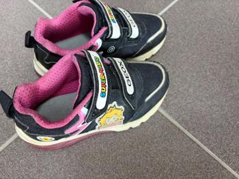 Geox Schuhe Größe 28