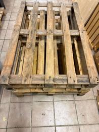 (reserviert) 5 Paletten - Einwegpaletten