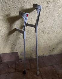 Höhenverstellbare Krücken