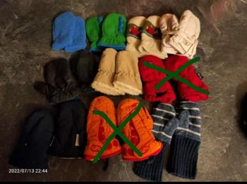 8 Paar Handschuhe bis ca. 2 Jahre