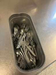 Metallbesteck zu verschenken