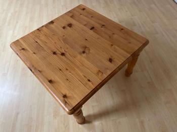 (reserviert) Tisch Holz - Maße 70x70 Höhe 46