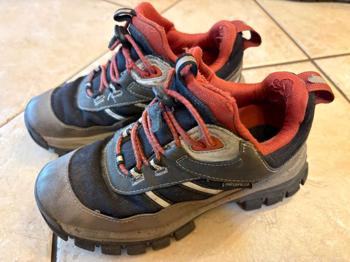 Trekkingschuhe, Gr. 33, H&M