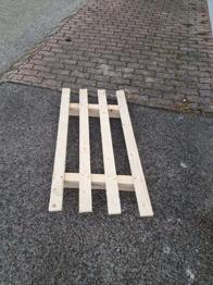 Holzpalette (Brennholz)