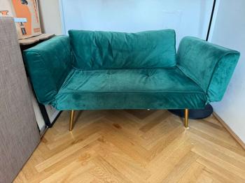 Kleines Sofa grün samt