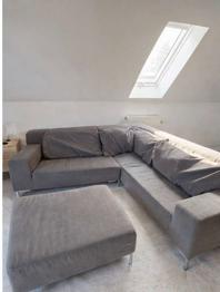 (reserviert) Ecksofa mit Hocker zu verschenken: groß, bequem, sofort abholbereit