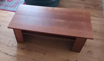 Wohnzimmertisch zu verschenken