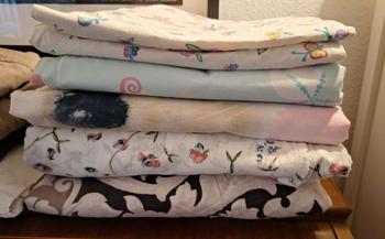 (reserviert) Bettwäsche und Tagesdecken