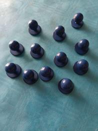 Verschenke Kugelknöpfe für Kochjacke ( 20 Stk. )