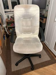 Schreibtischstuhl