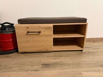 (reserviert) Sitzbank mit Stauraum