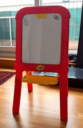 Crayola Kindertafel mit Whiteboard