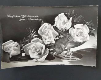 SCHÖNE Glückwunsch Herzlichen Glückwunsch zum Namenstag ! Karte gelaufen/ beschrieben ohne Marke.